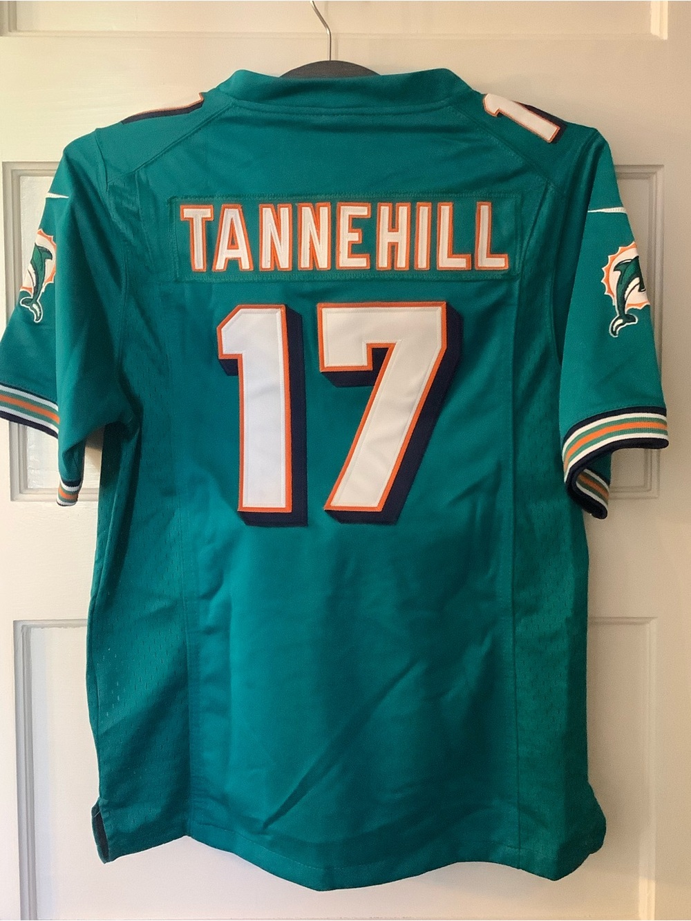 Miami Dolphin’s #17 Tannehill Jersey kids S (6-8)